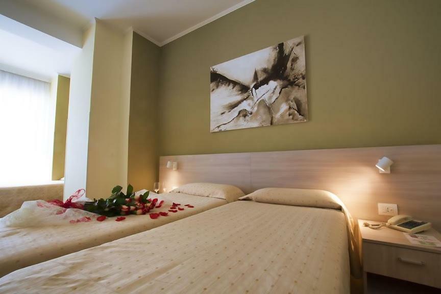 Hotel Scacciapensieri Nettuno Buitenkant foto