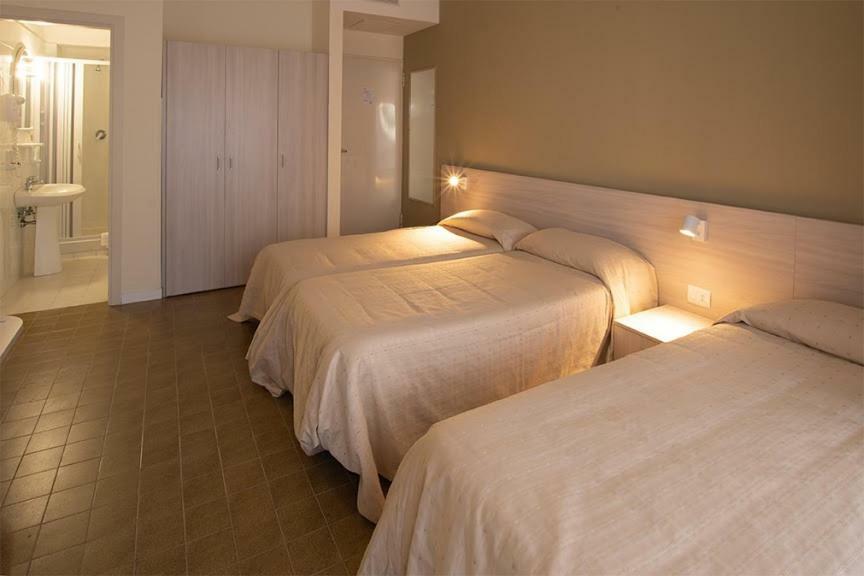 Hotel Scacciapensieri Nettuno Buitenkant foto
