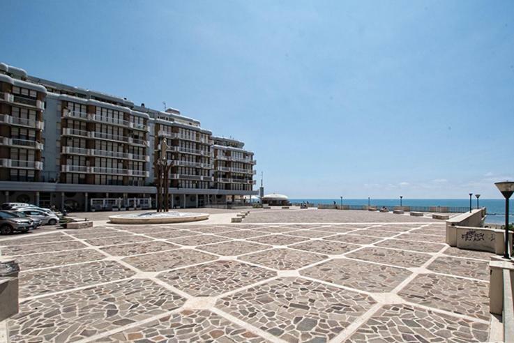 Hotel Scacciapensieri Nettuno Buitenkant foto