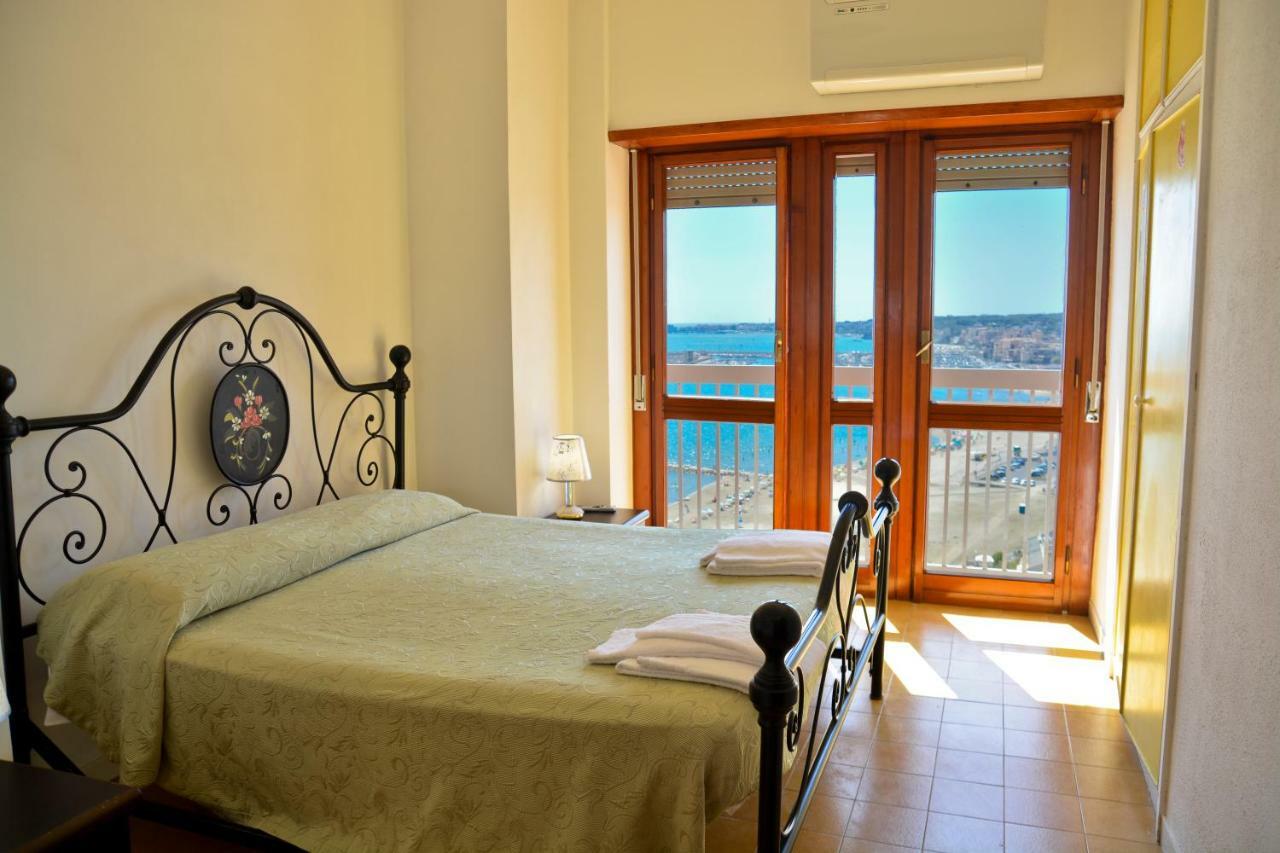Hotel Scacciapensieri Nettuno Buitenkant foto